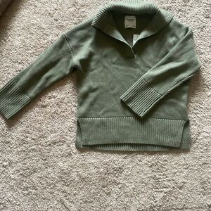 Abercrombie & Fitch pullover sweater with collar